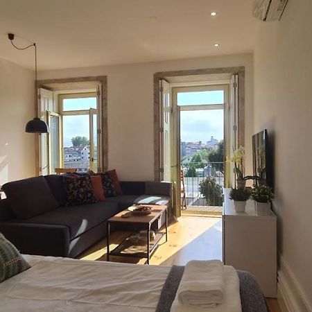 Merc Porto Estudio 245 Экстерьер фото