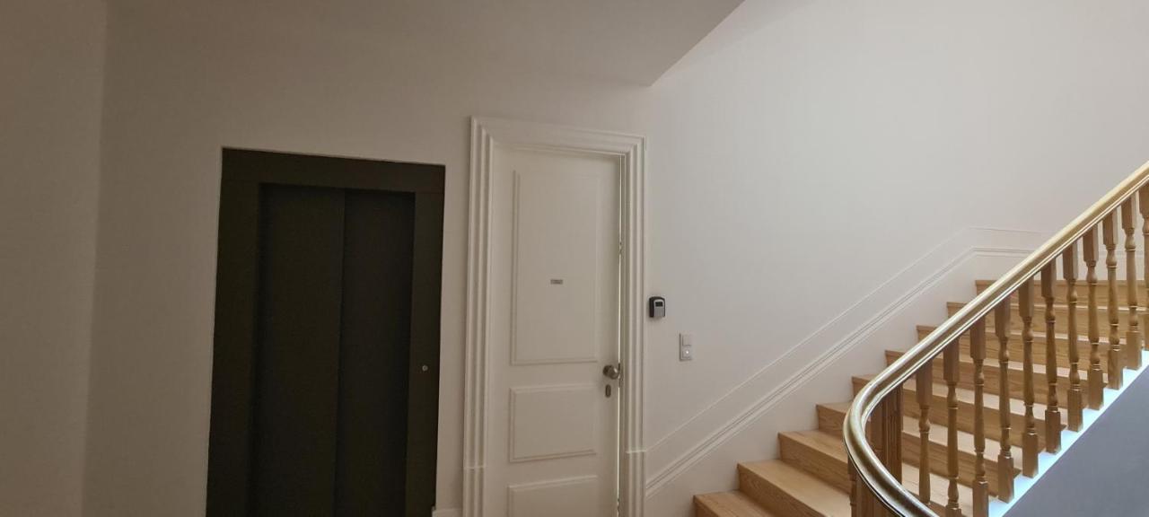 Merc Porto Estudio 245 Экстерьер фото